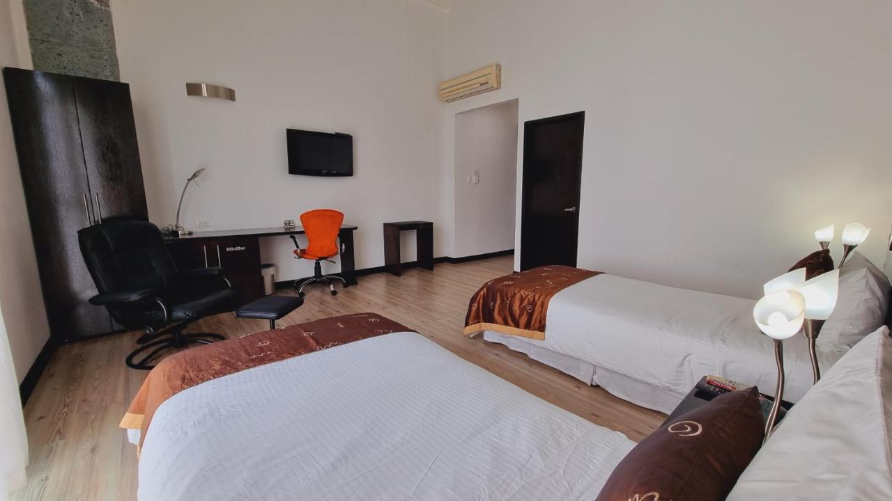 Habitat Suites Hotel Pereira Exterior foto