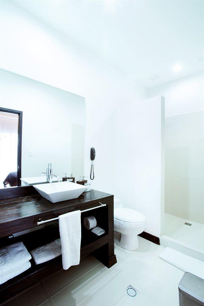 Habitat Suites Hotel Pereira Exterior foto